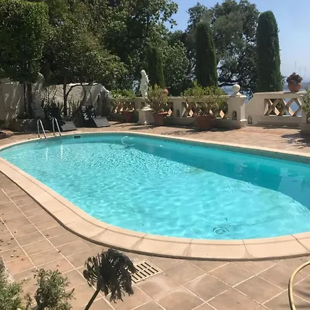 Somptuous Exotic In Villa *