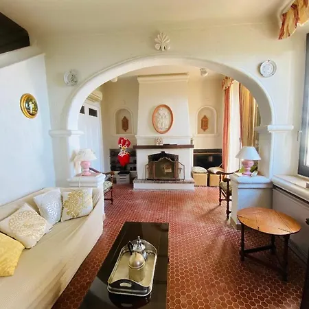 Somptuous Exotic In Villa Cannes