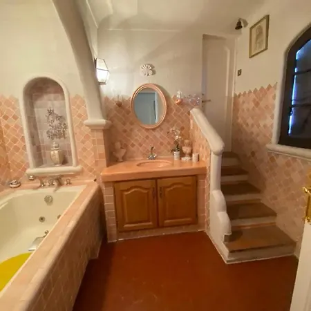 Somptuous Exotic In Villa *