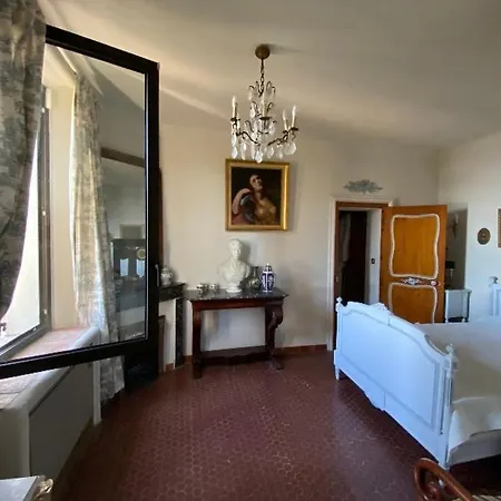 Somptuous Exotic In Villa