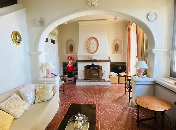 Somptuous Exotic In Villa Cannes