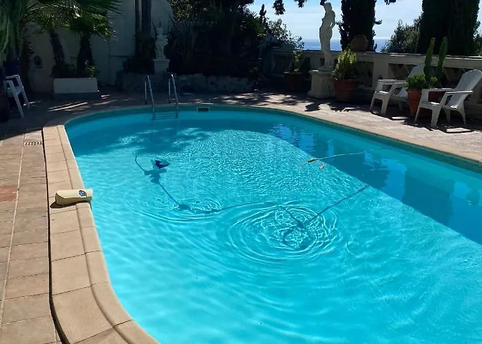 Villa Somptuous Exotic In Cannes