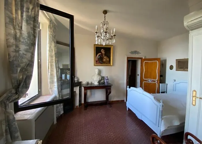 Somptuous Exotic In Villa