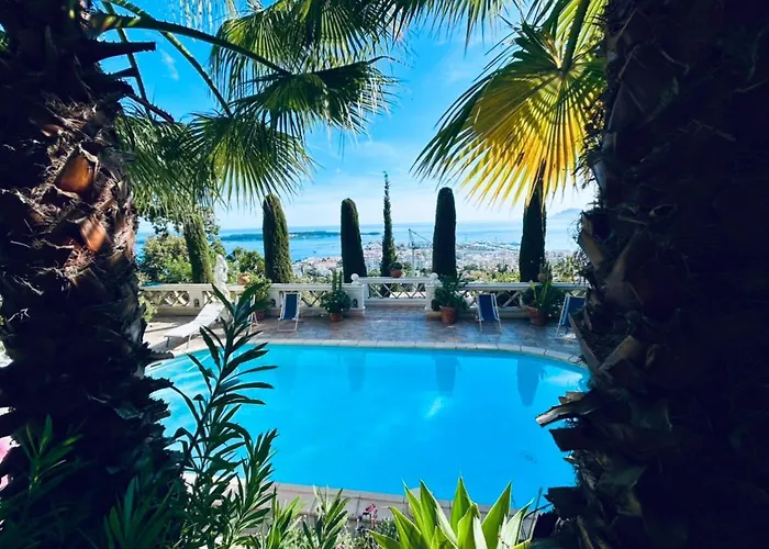 Villa Somptuous Exotic In *