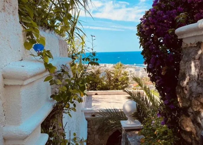 Somptuous Exotic In * Κάννες