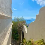 Villa Somptuous Exotic In *